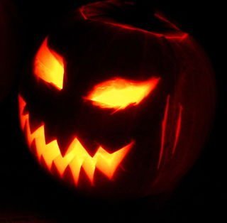 610px-Jack-o'-Lantern_2003-10-31